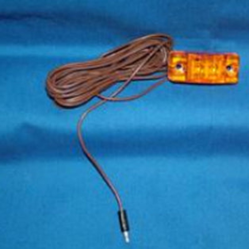 EzLoader 250-032128 – LGT CLR AMBER LED 162PGTL W/PLUG (W)