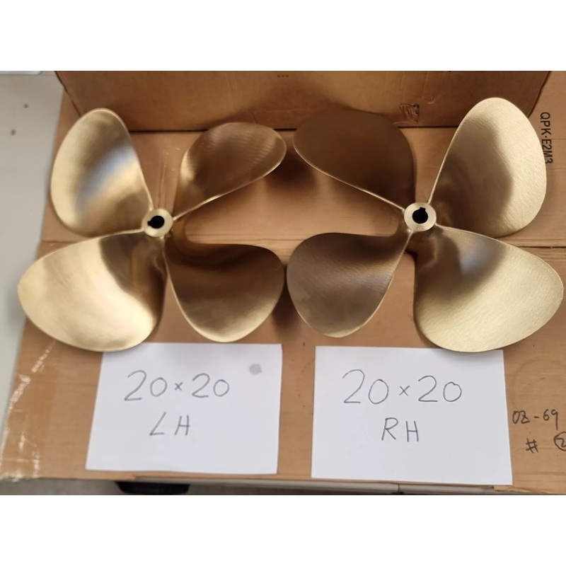 Propeller Pair. 4 X20 X20 Cr 1 1/4 Shaft . Sae Taper