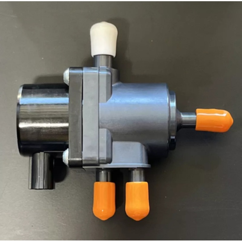 Suzuki  DF25-30HP E.F.I. Fuel Pump, OEM No 15200-94L11
